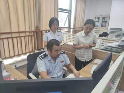 独山税务 精准把脉送政策，惠企利民促发展——聚焦厨具卫具及日用杂品批发行业